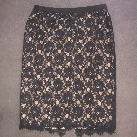 BCBGMaxAzria lace skirt - Picture 1 of 3